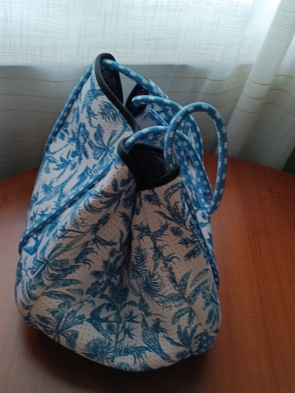 NWOT PopUps Toile Blue & White Everyday Tote - Picture 2 of 14